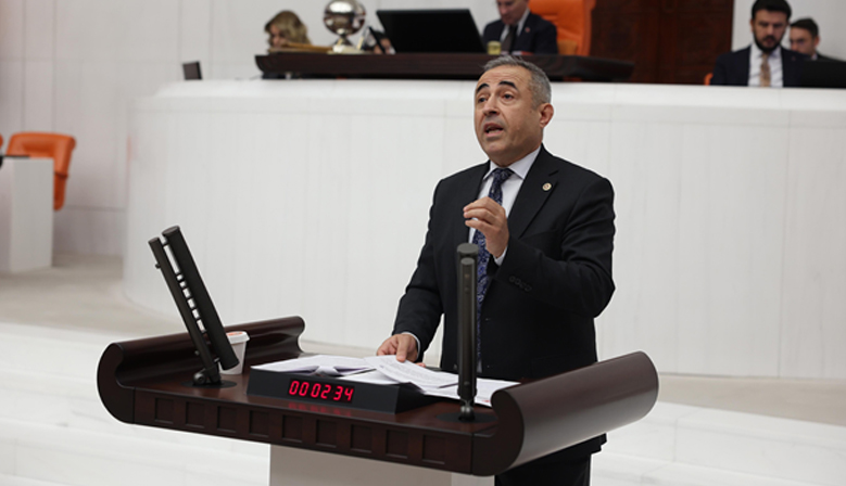 Proje okulları siyasetin kurbanı oldu