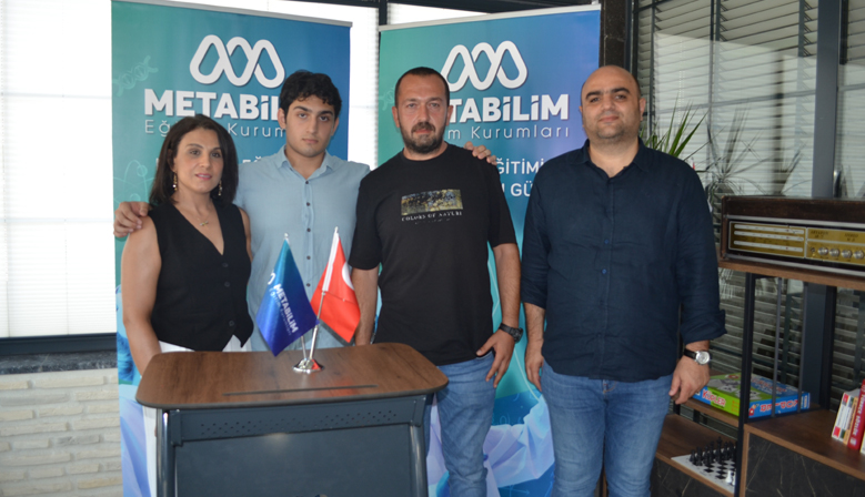 Kahramanmaraşlı Öğrenci YKS’de Türkiye 5’incisi Oldu!